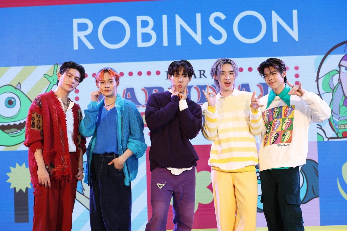 LYKN ร่วมงาน ROBINSON PIXAR CARNIVAL CELEBRATION_2