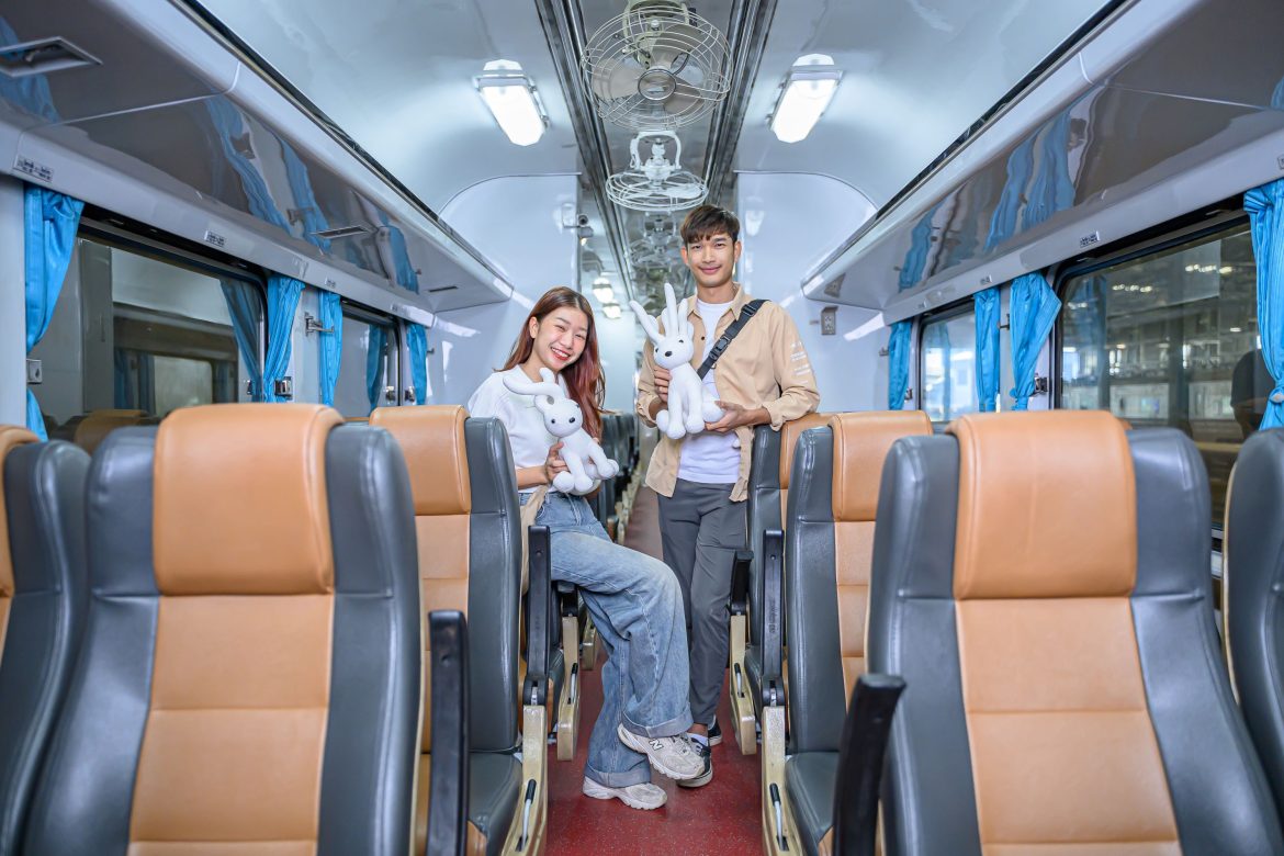 รถไฟตู้พิเศษ Vana Nava Express (2)
