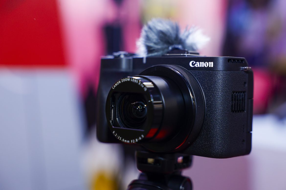 Canon PowerShot V1_01